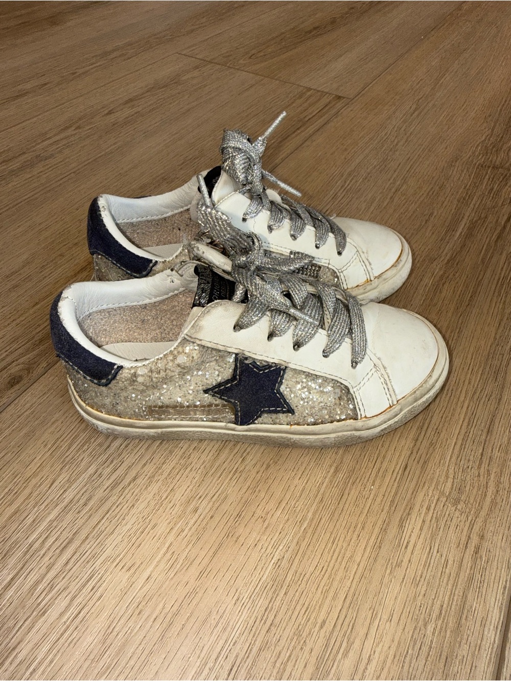 Vintage Havana Kids, sneakers Glitter Star Lace-Up w Zipper in White & Navy